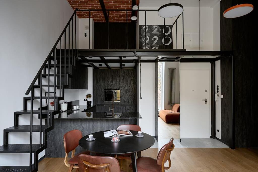 Loft Industrialny Przy Bulwarze Staromiejskim Apartment Wroclaw Luaran gambar